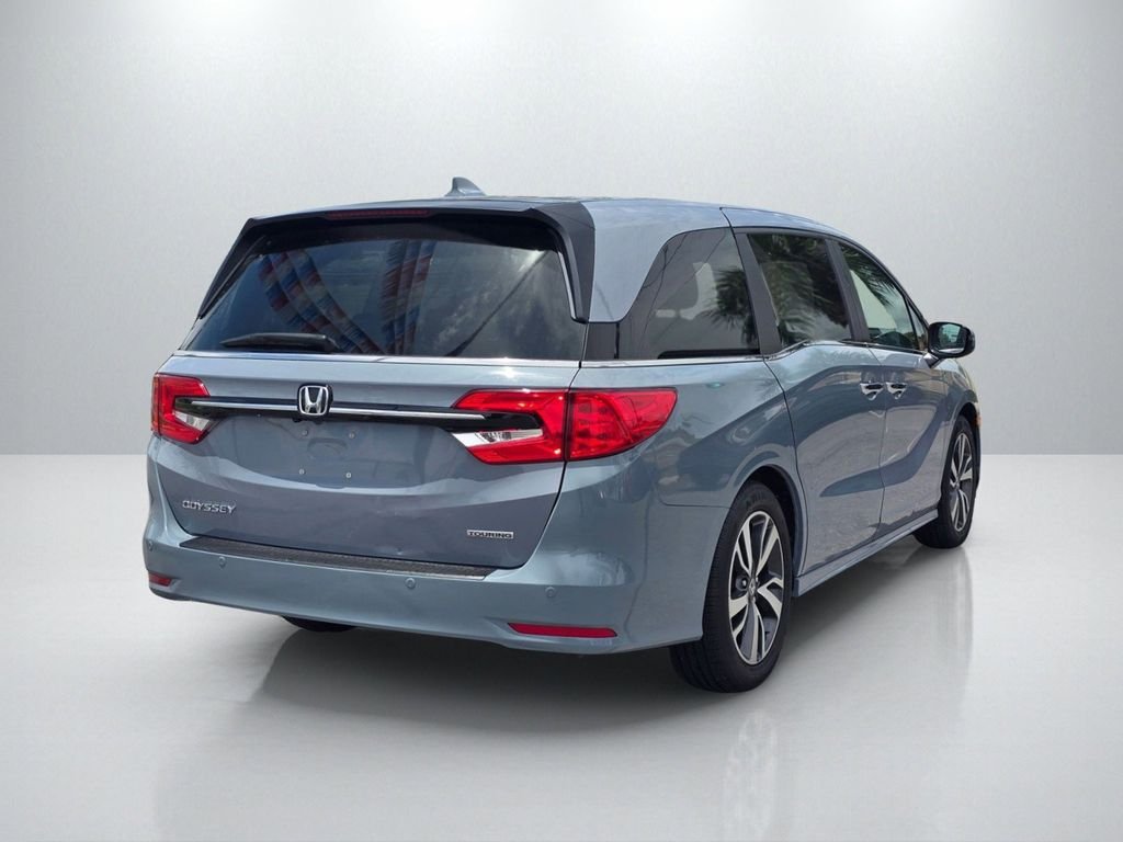 2023 Honda Odyssey Touring - Photo 5