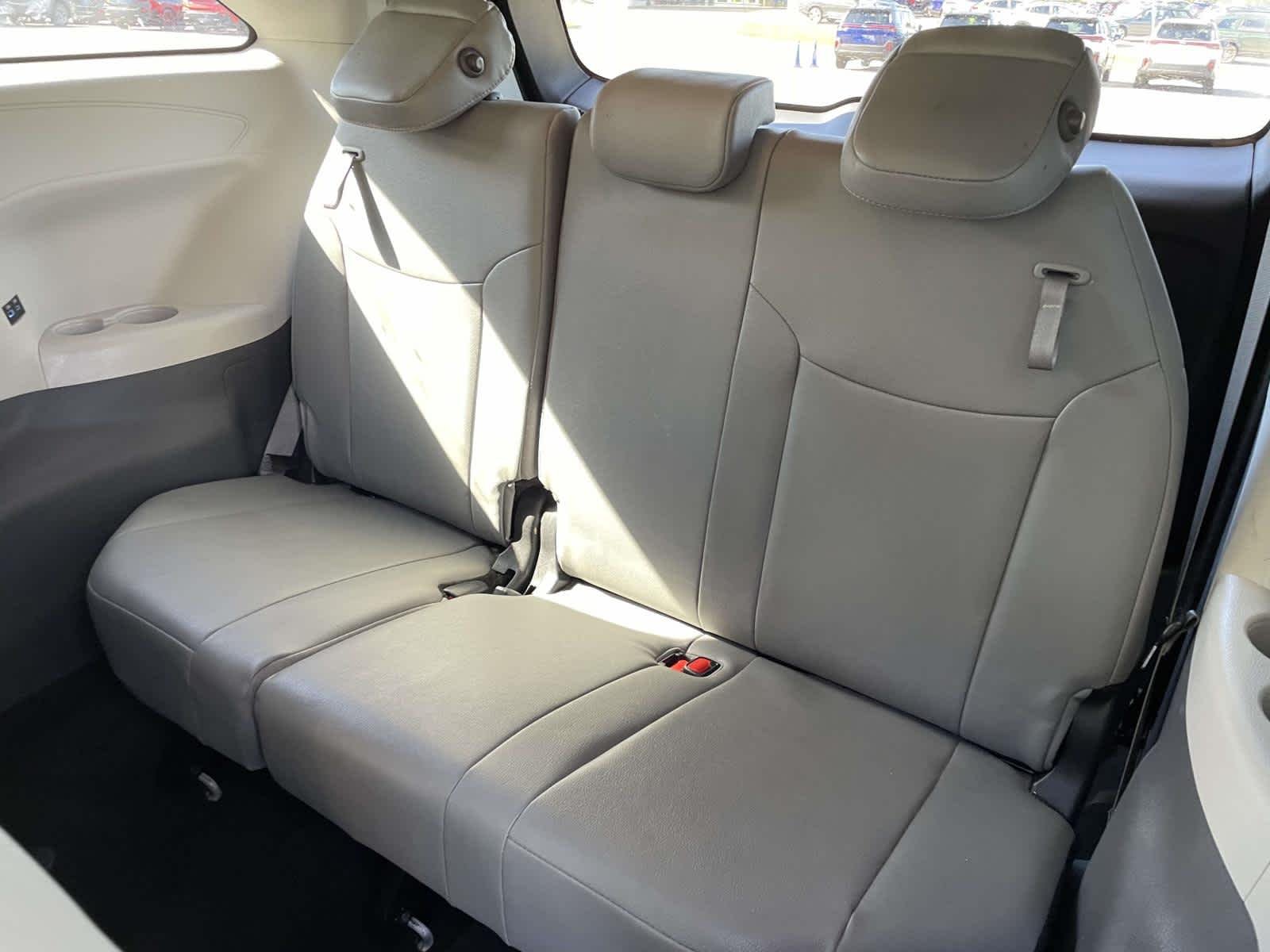 Used 2023 Wind Chill Pearl Toyota XLE image 25