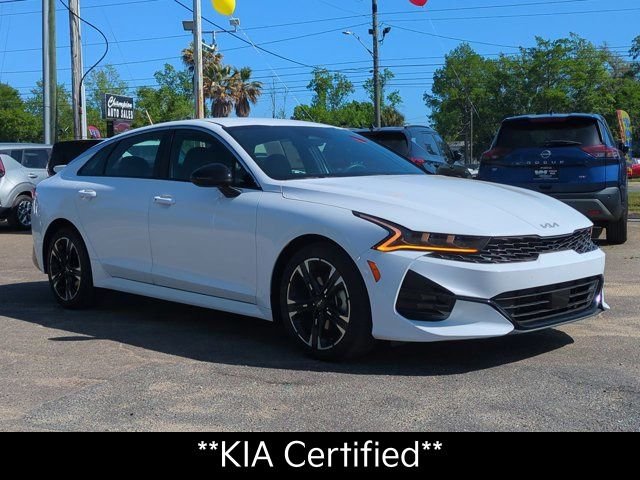 Used 2023 White Kia GT-Line image 3
