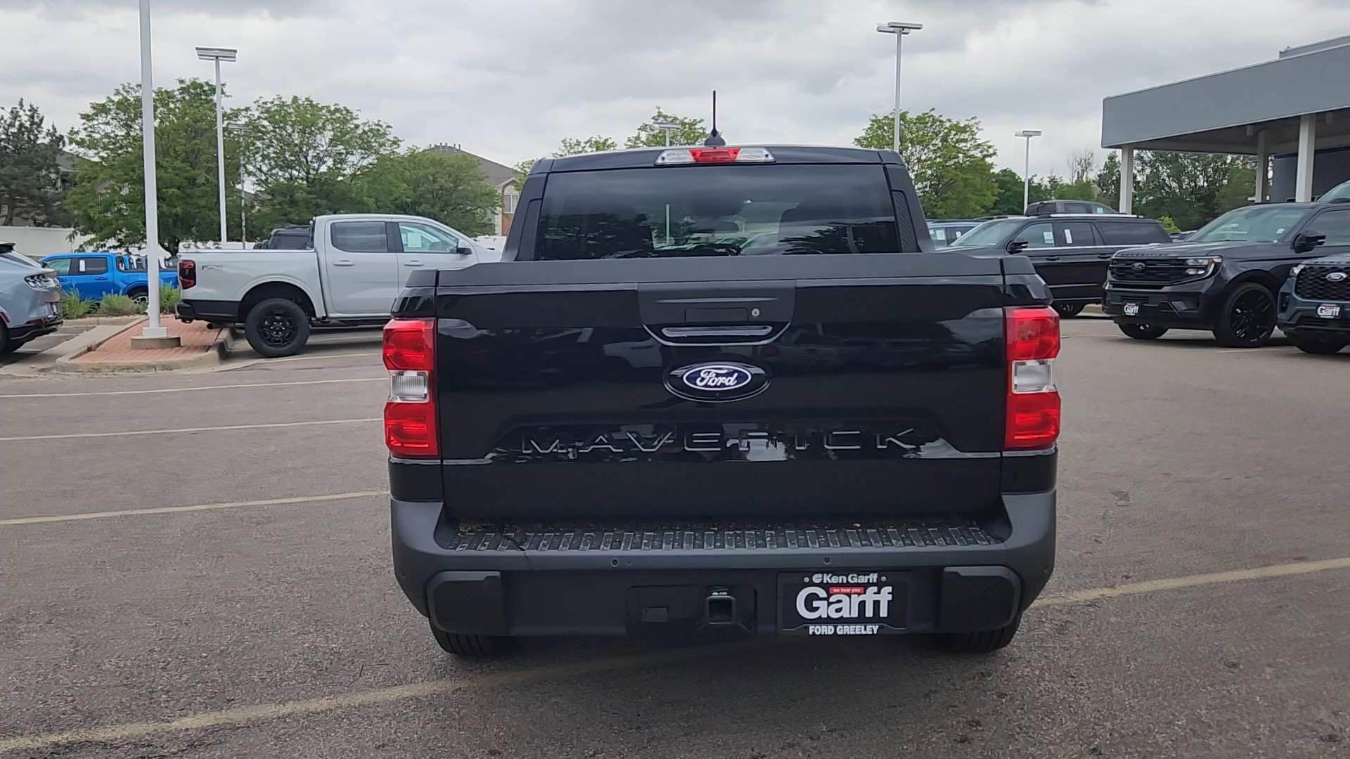 New 2026 Shadow Black Ford XLT image 4