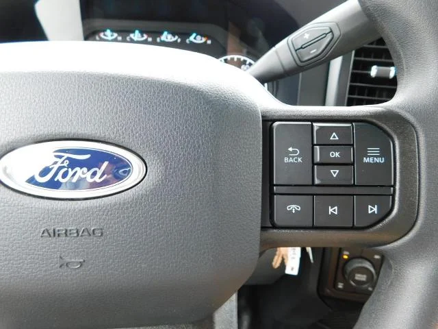 2025 Ford F-350 Super Duty Chassis Cab XL - Photo 62