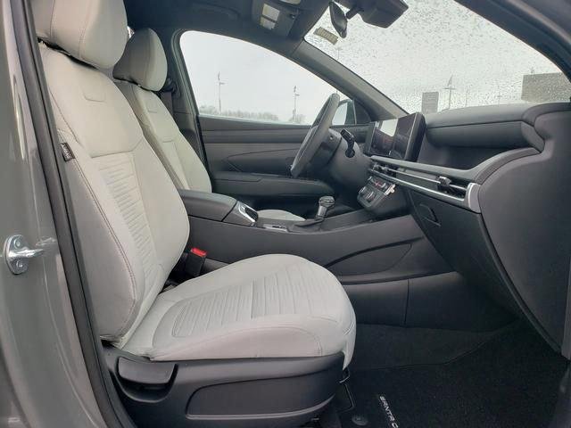 New 2026 Gray Hyundai SE image 17