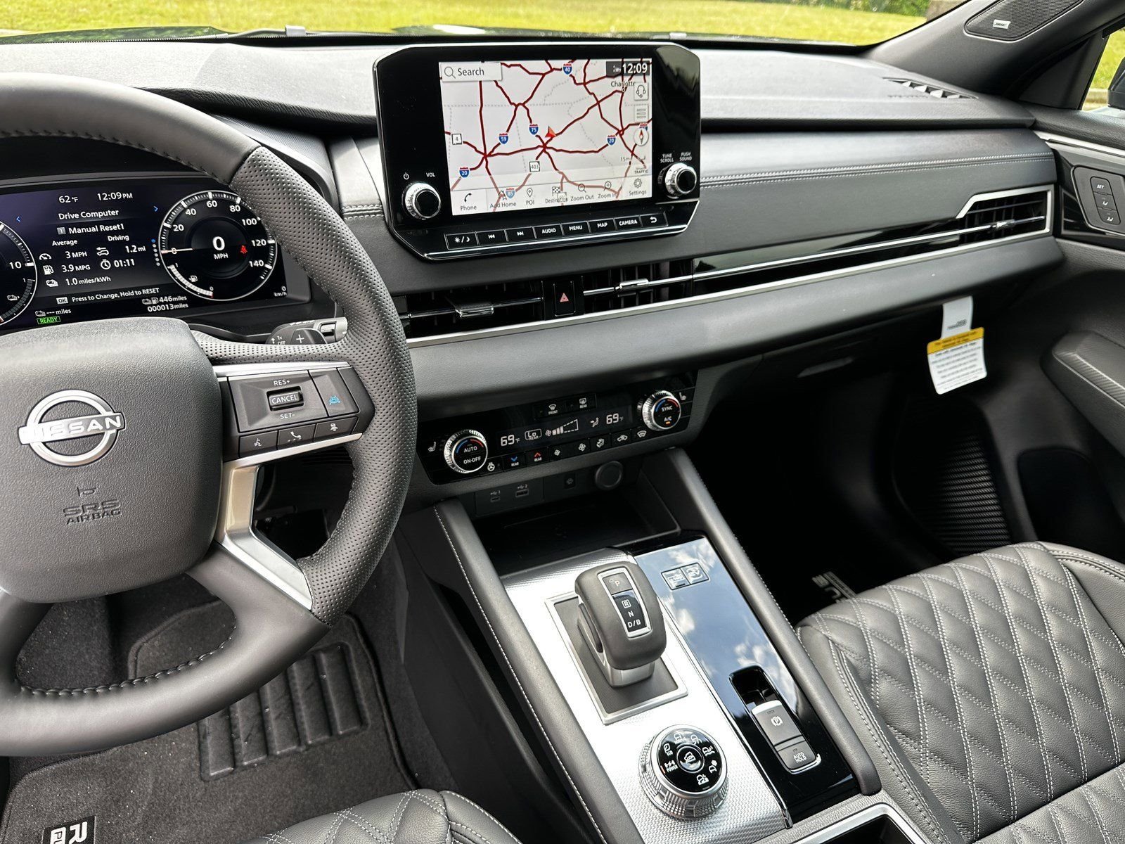 New 2026 Gray Nissan Platinum image 28