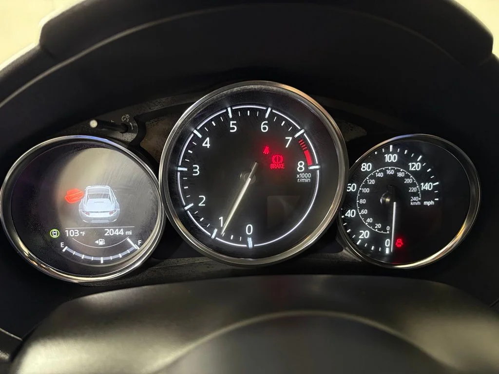 Used 2025 Red Mazda Club image 24
