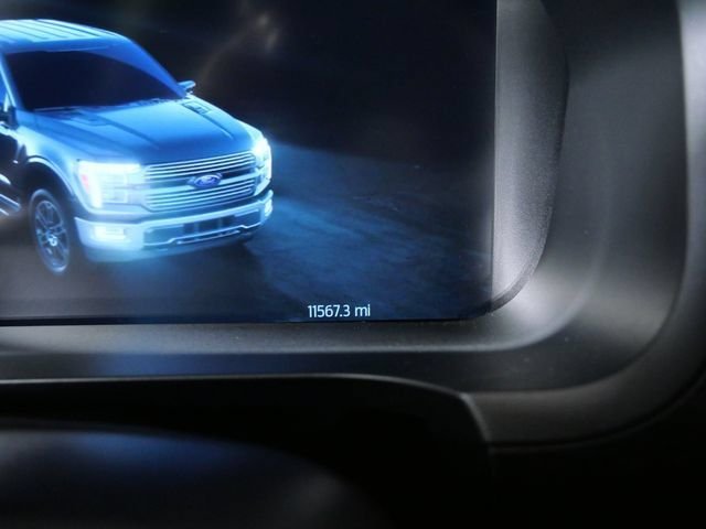 Used 2025  Ford Tremor image 17