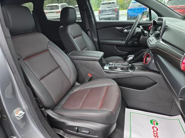 Used 2025 Gray Chevrolet RS image 21