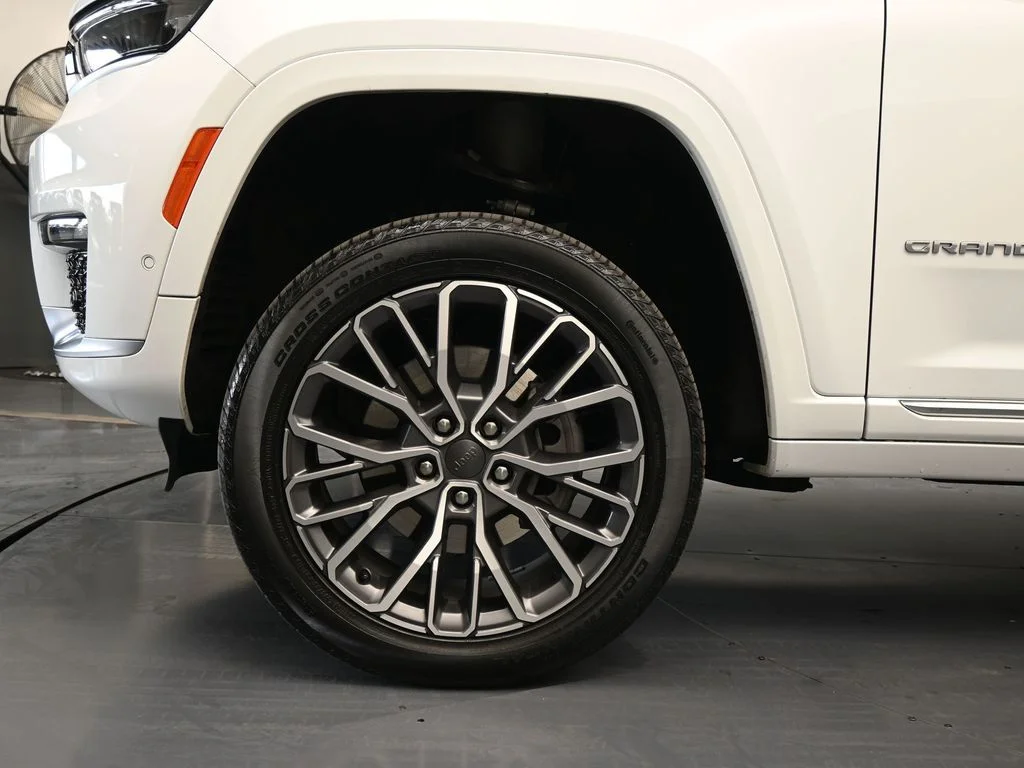 2025 Jeep Grand Cherokee L Summit Reserve - Photo 11