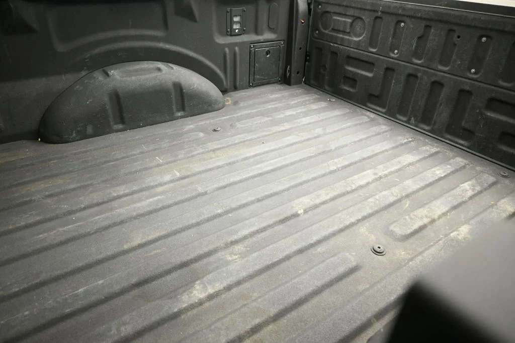 Used 2024 Silver Ford XL image 19