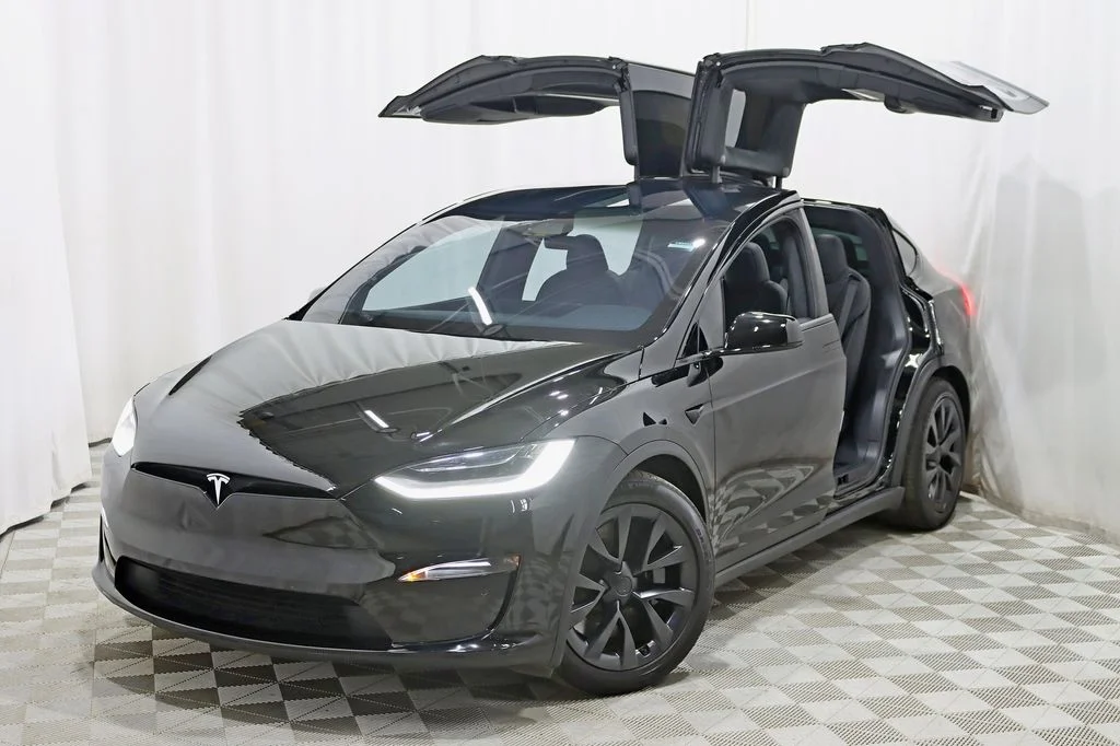 2022 Tesla Model X Plaid