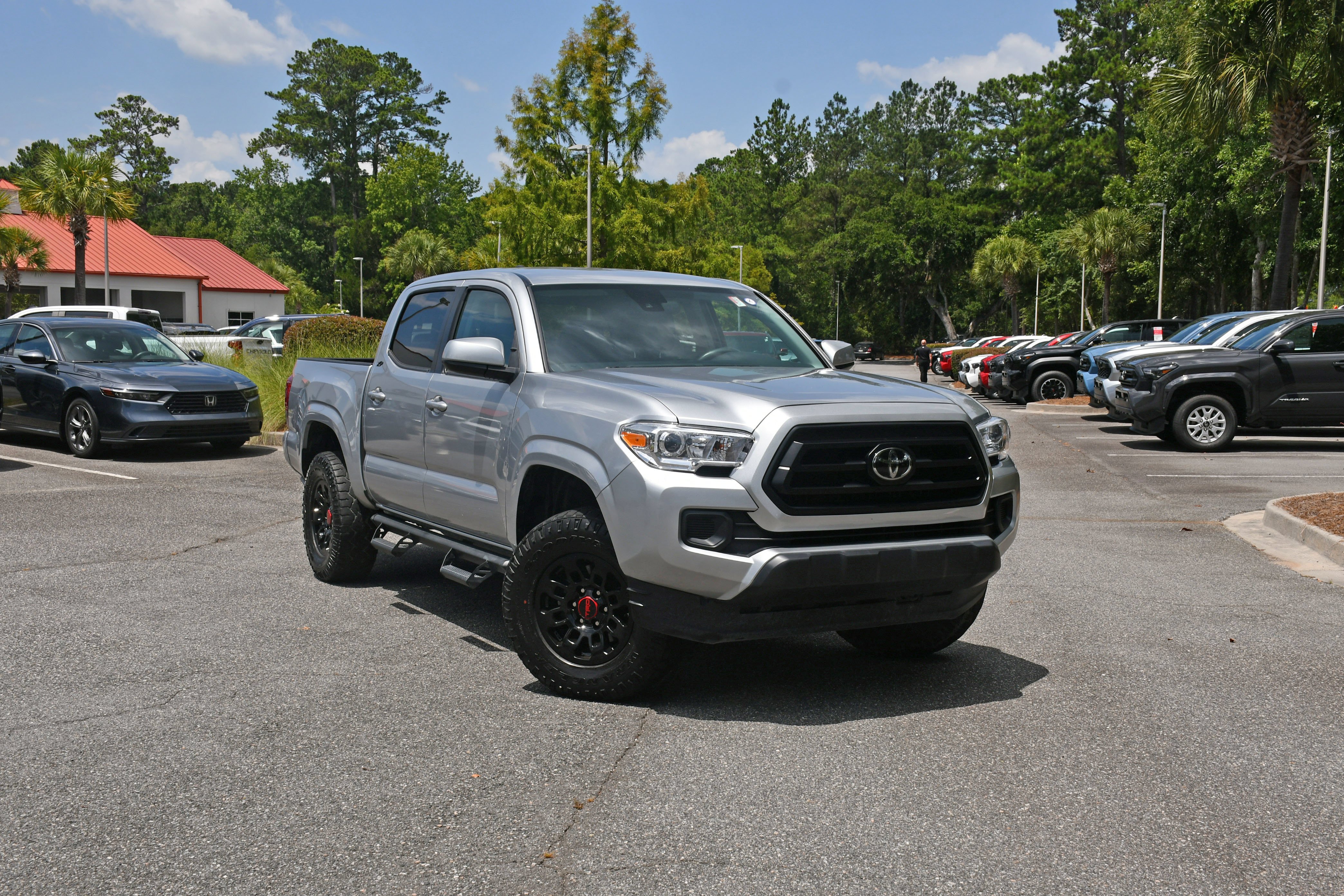 Used 2022 Silver Toyota SR image 5