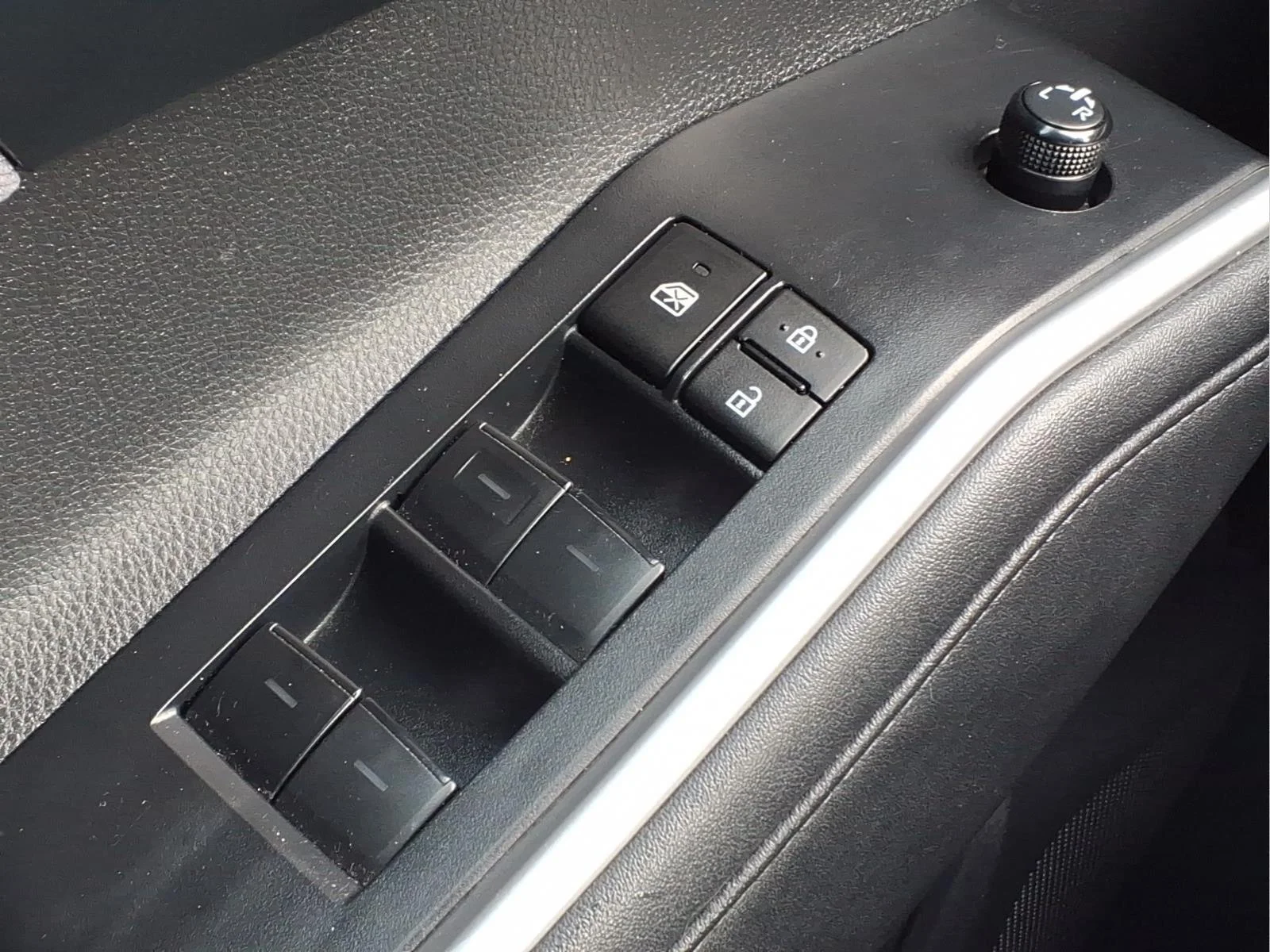 Certified Used 2024 Silver Toyota LE image 18