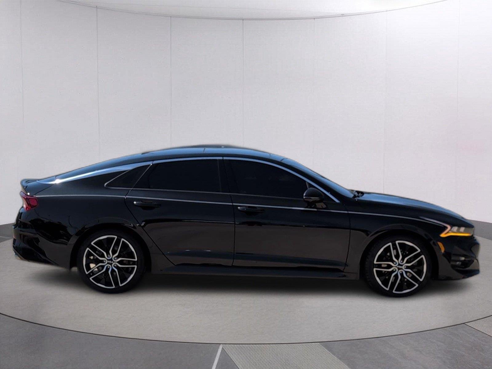 Used 2024 Ebony Black Kia GT image 9