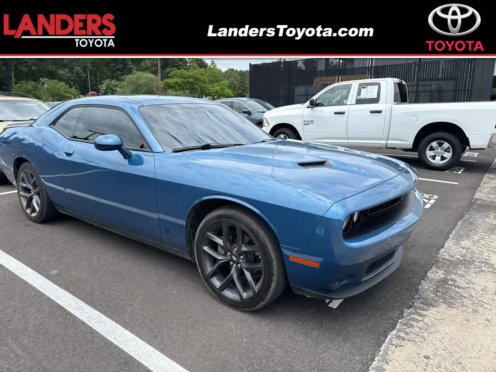 2023 Dodge Challenger SXT Auto's photo