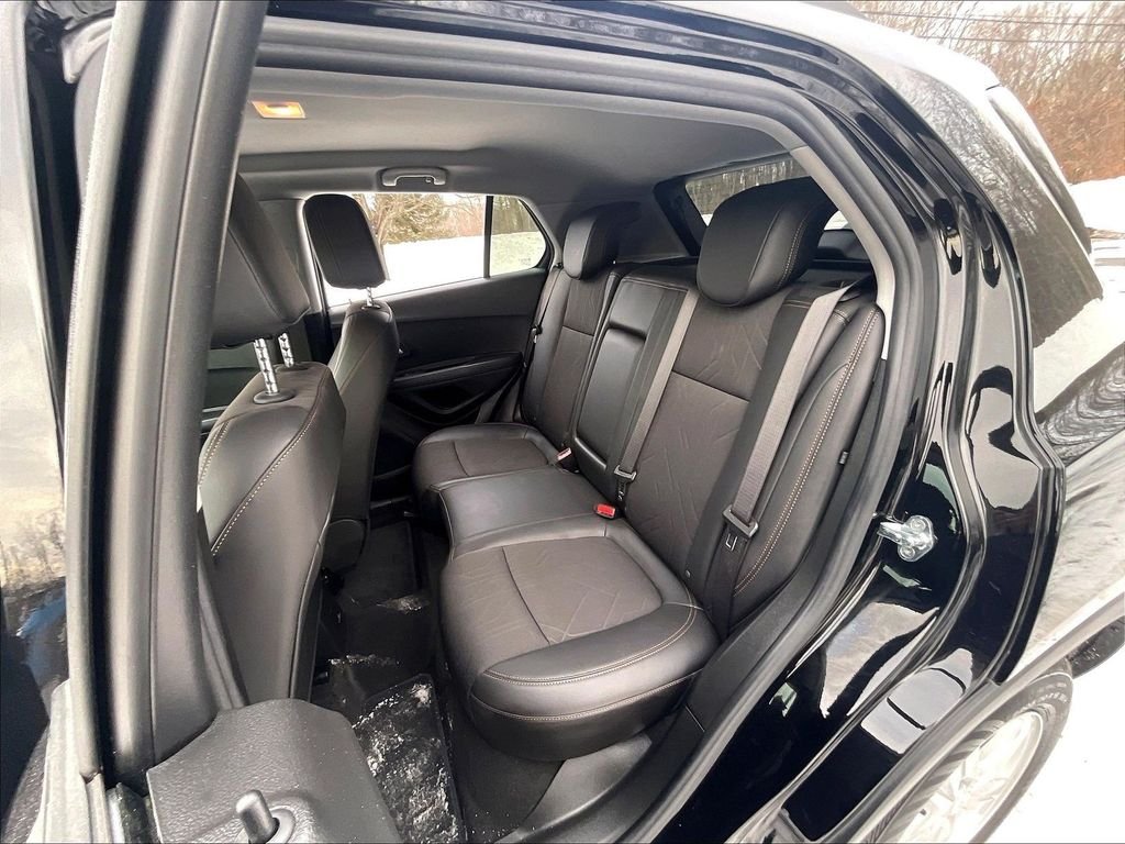 Used 2022 Black Chevrolet LT image 23