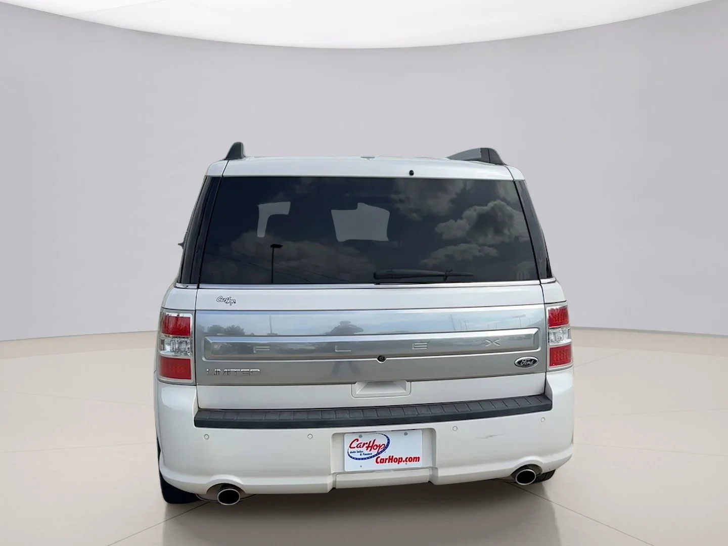 Used 2013 White Ford LIMITED image 5