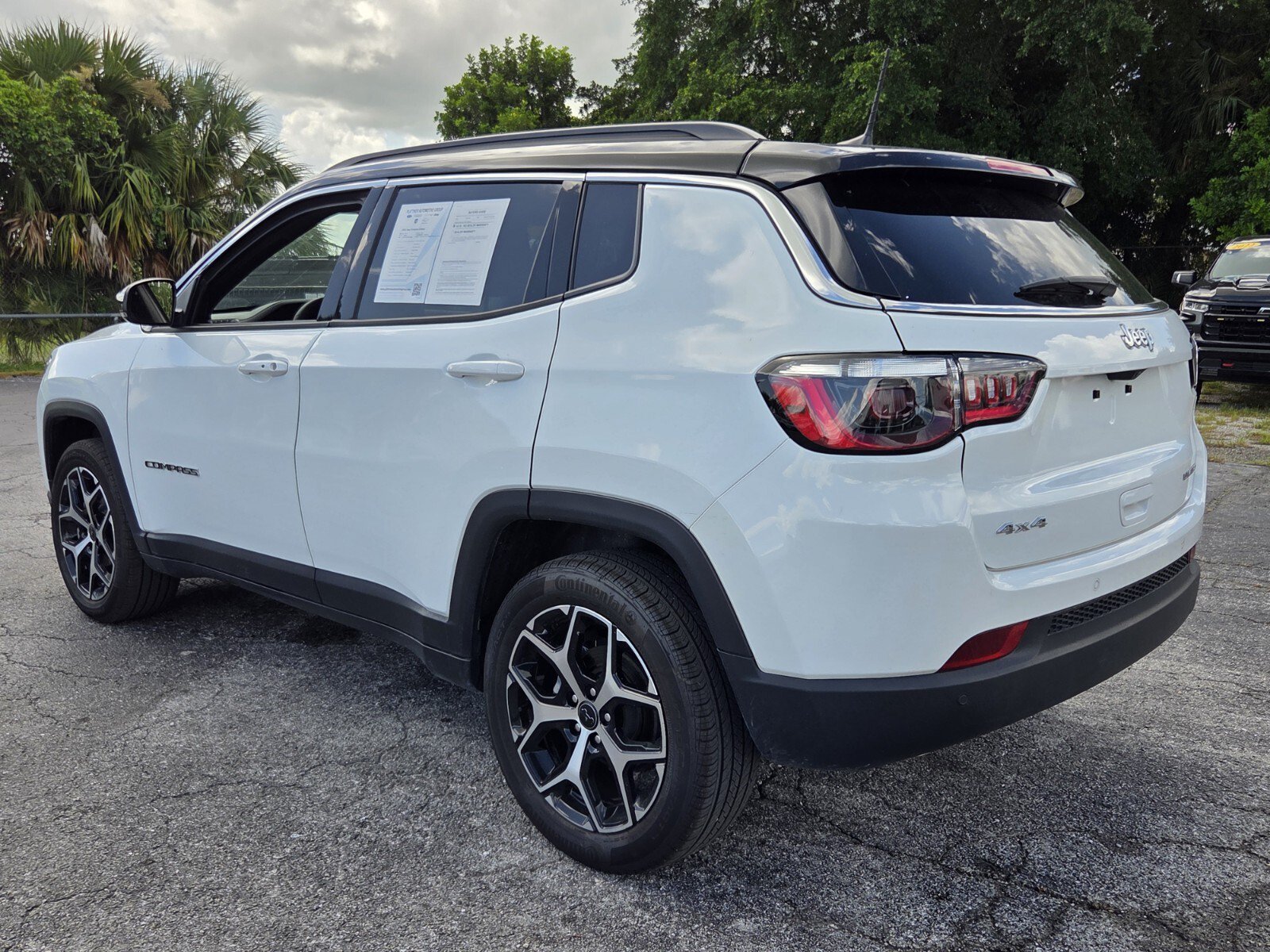 Used 2025 Bright White Clearcoat Jeep Limited image 3