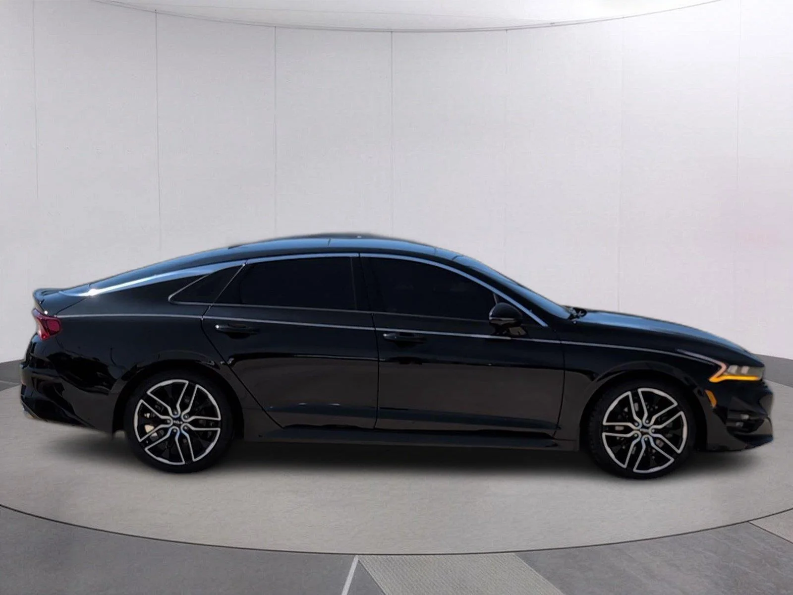 Used 2024 Ebony Black Kia GT image 9