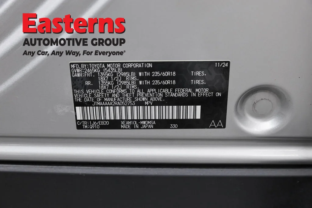 Used 2024 Silver Toyota XLE image 37