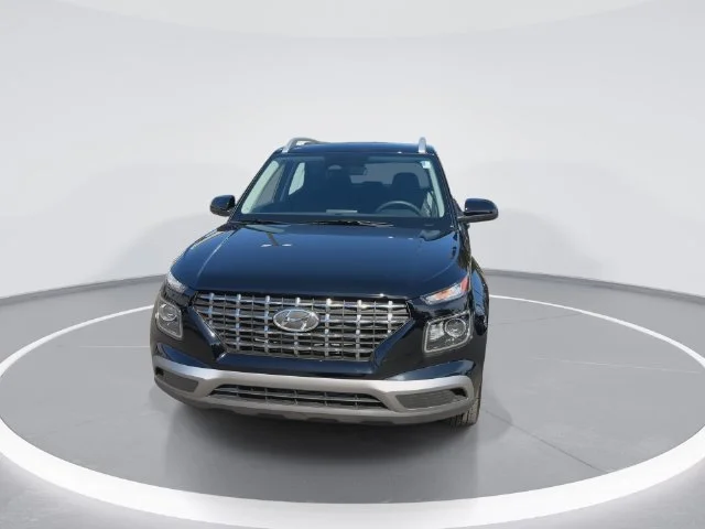 Used 2026 Black Hyundai SEL image 3