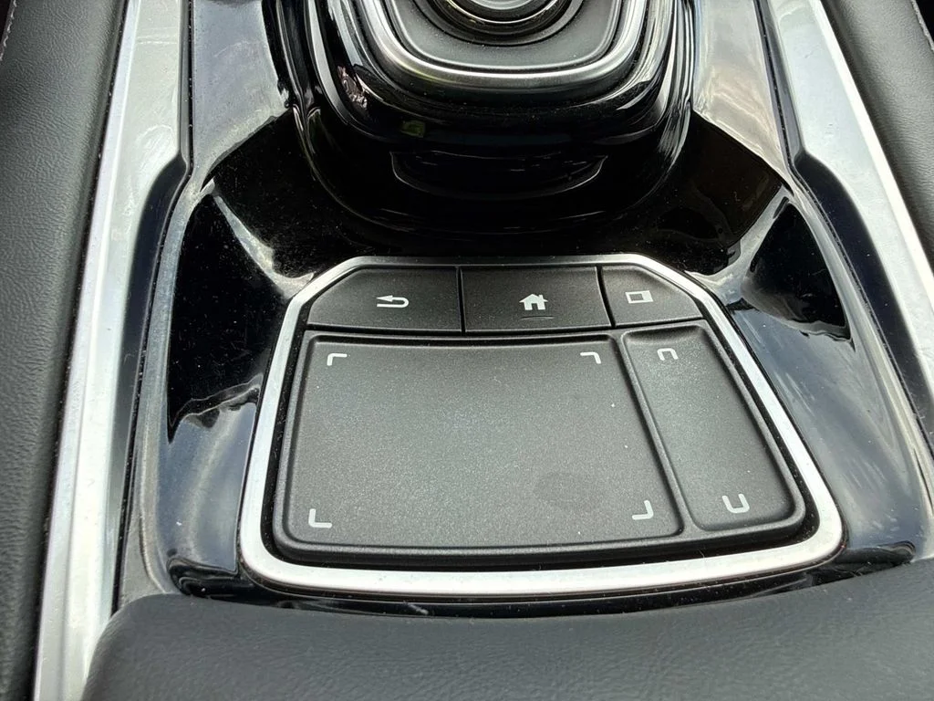 Used 2021  Acura Base image 35