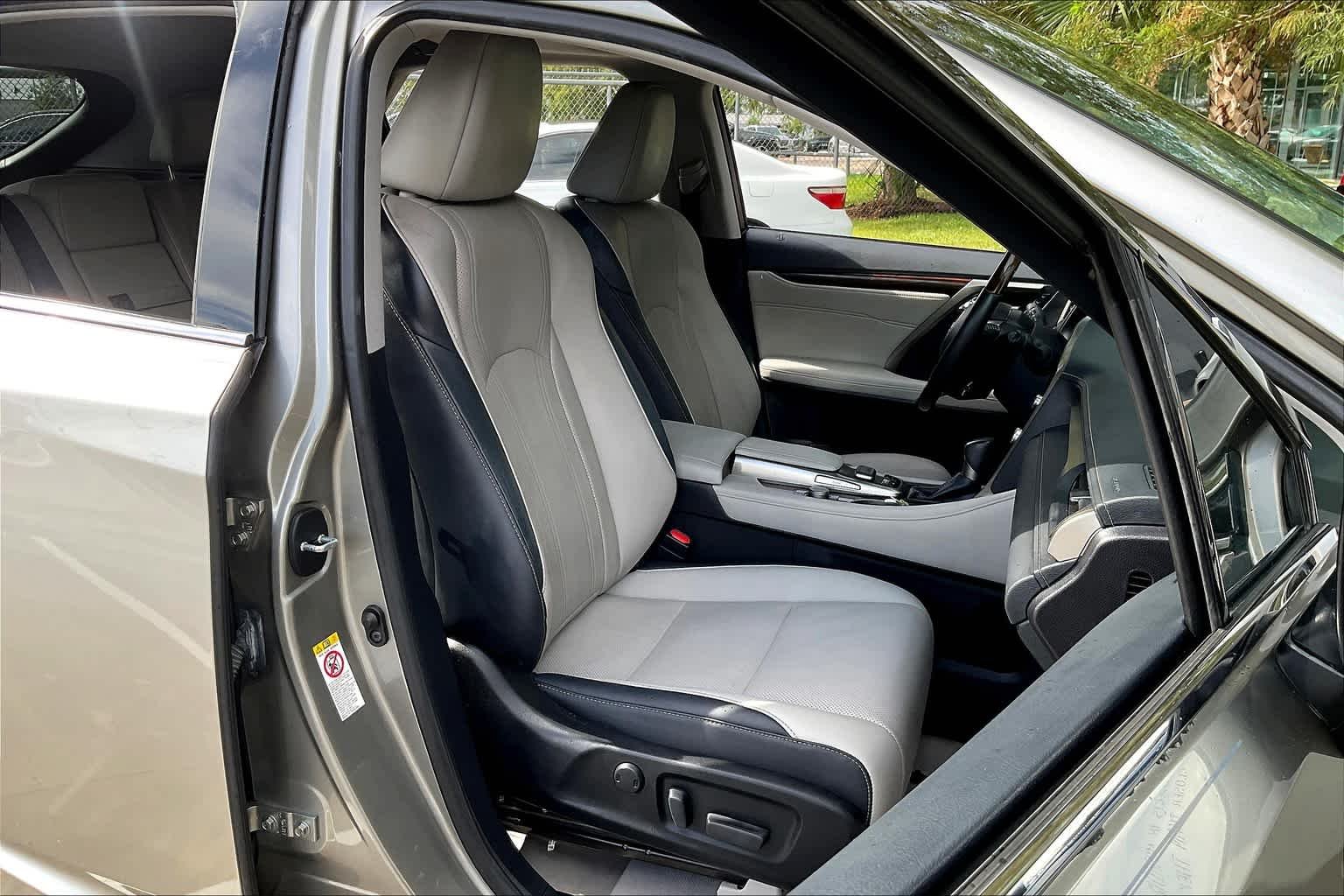 Used 2017 Atomic Silver Lexus  image 9
