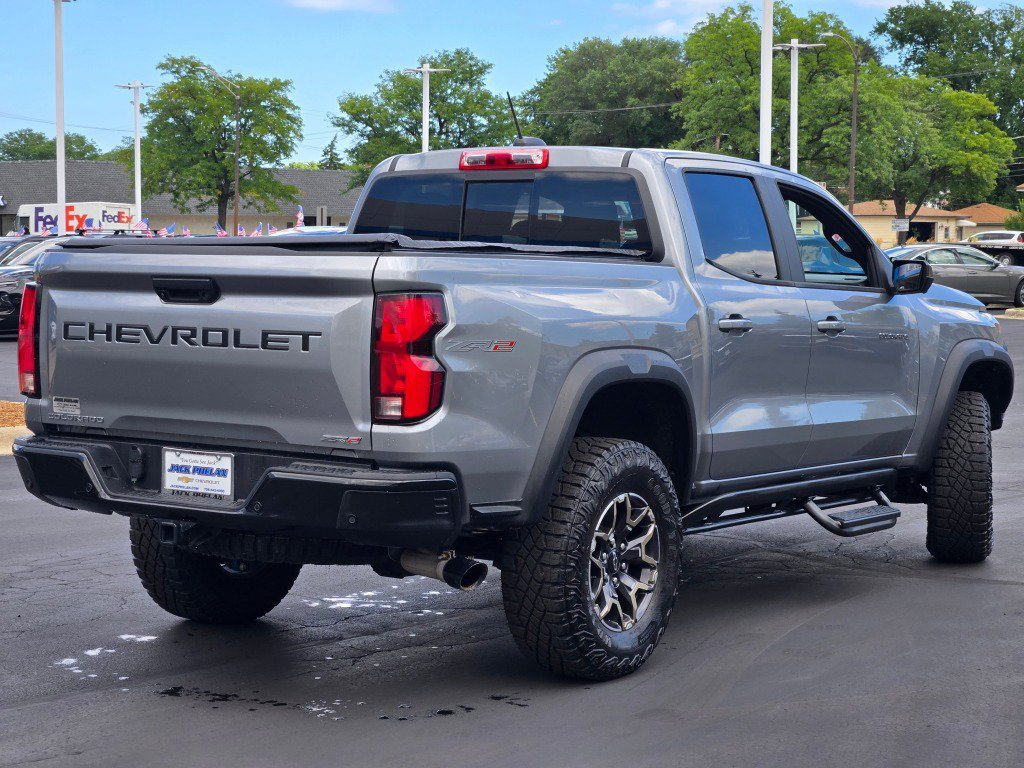 2023 Chevrolet Colorado ZR2 - Photo 12