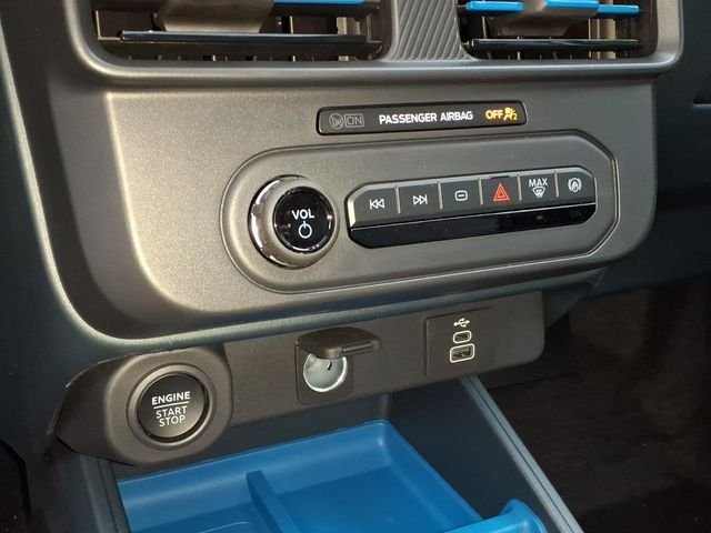 New 2026 Oxford White Ford XLT image 14