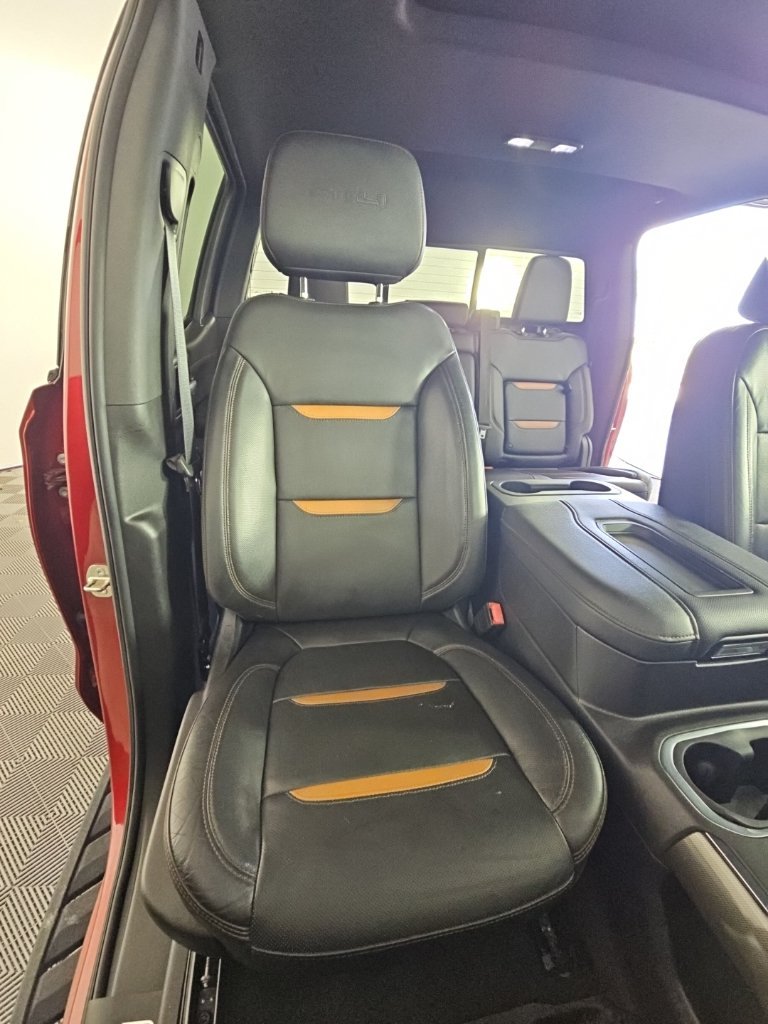 Used 2022 Red GMC AT4 image 18