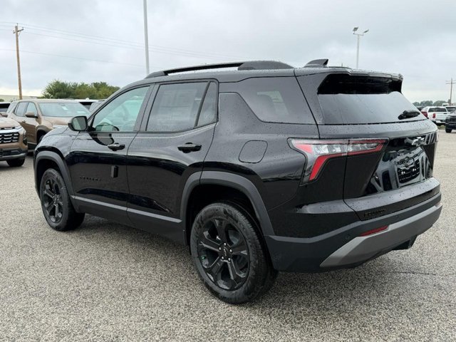 New 2027 Mosaic Black Metallic Chevrolet LT image 3
