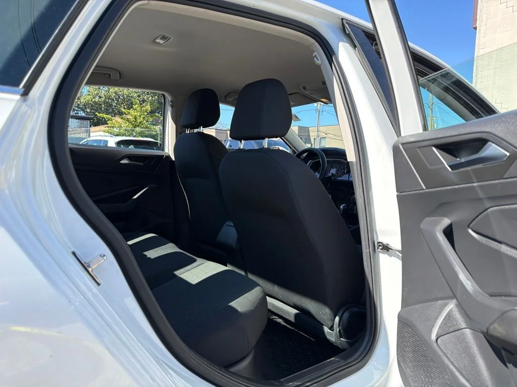 Used 2019 White Volkswagen 1.4T S image 14