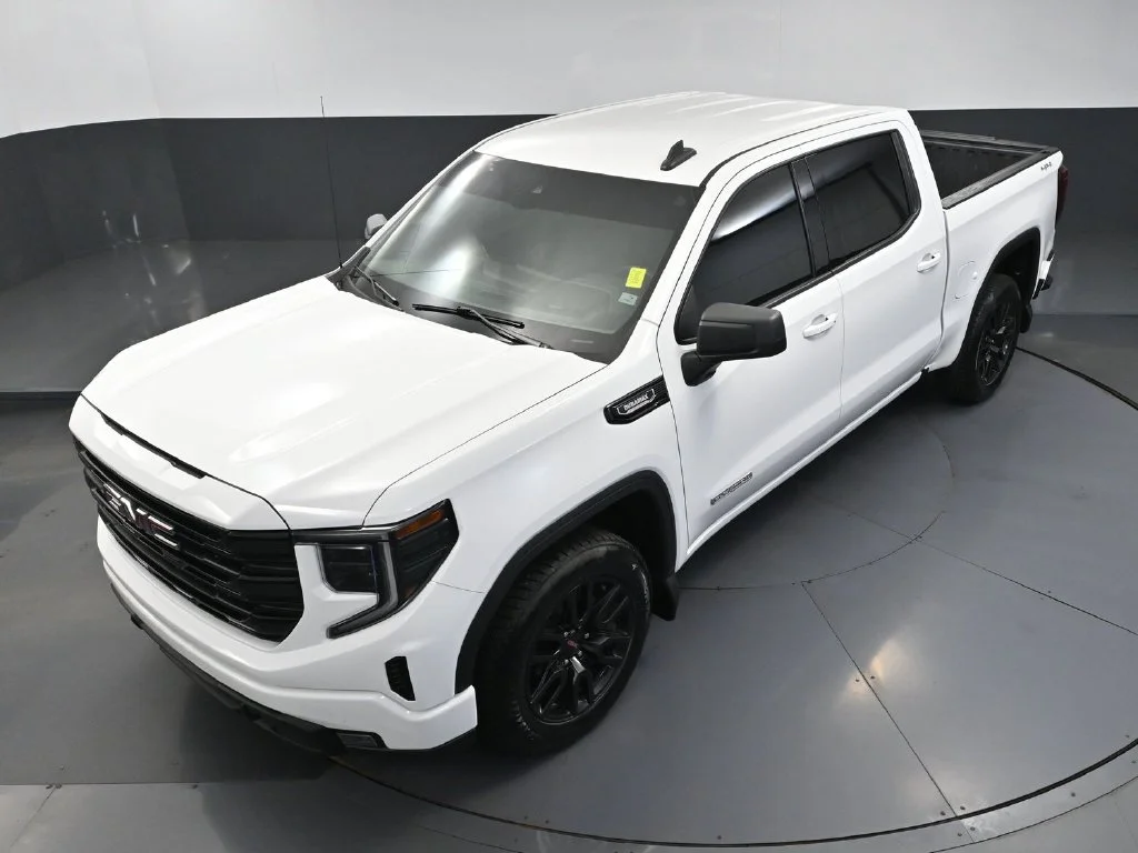 Certified Used 2024 White GMC Elevation image 46