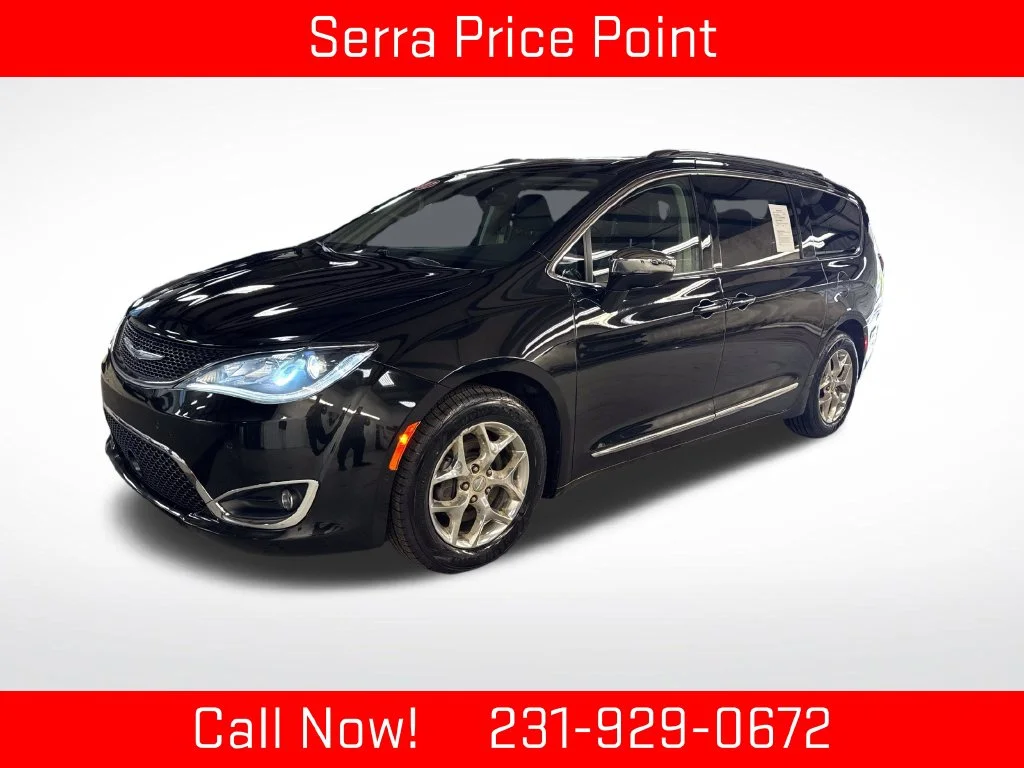 Used 2017 Black Chrysler Limited image 1
