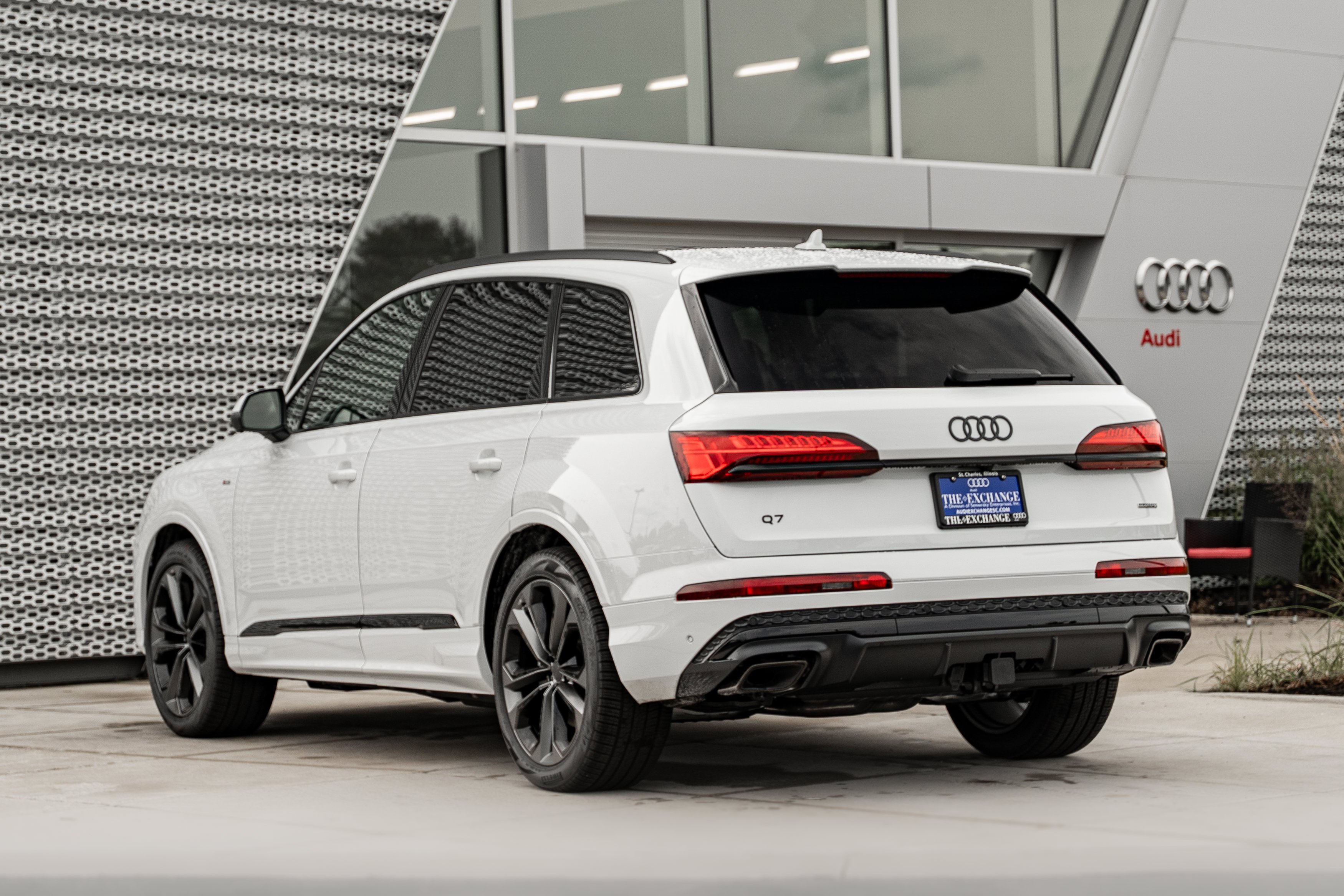 New 2026 Glacier Audi S line Premium Plus image 4