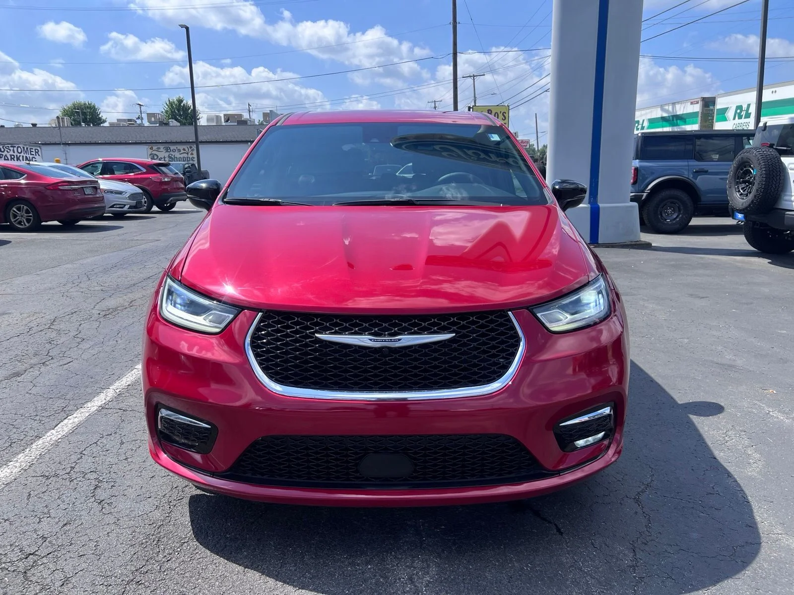 Used 2025 Red Chrysler Select image 2
