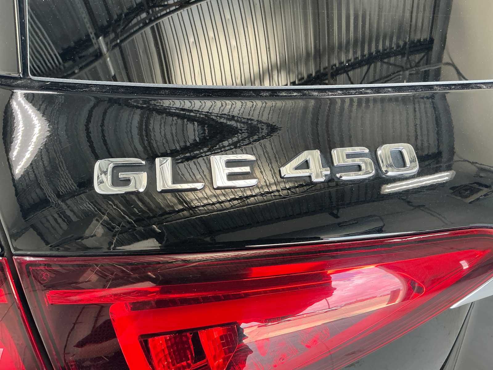 Certified Used 2022 Black Mercedes-Benz GLE 450 image 10