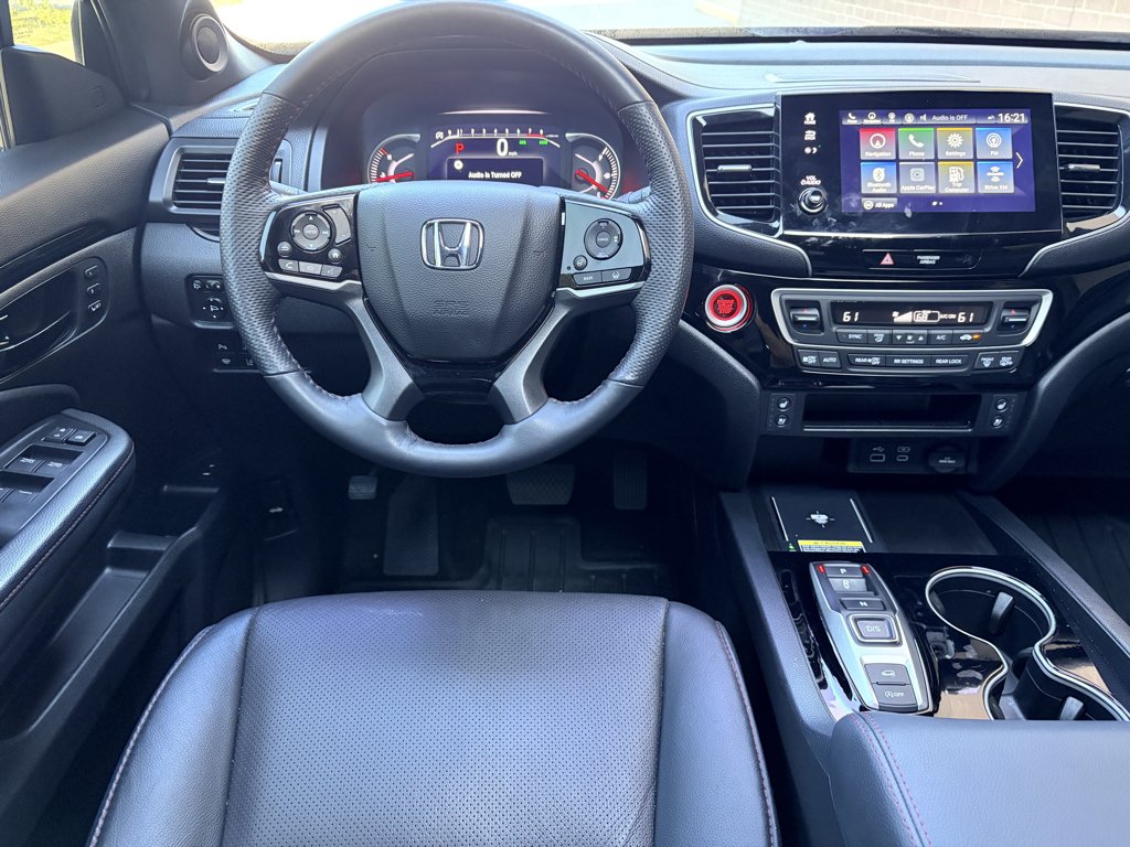 Used 2025 Crystal Black Pearl Honda Black Edition image 14