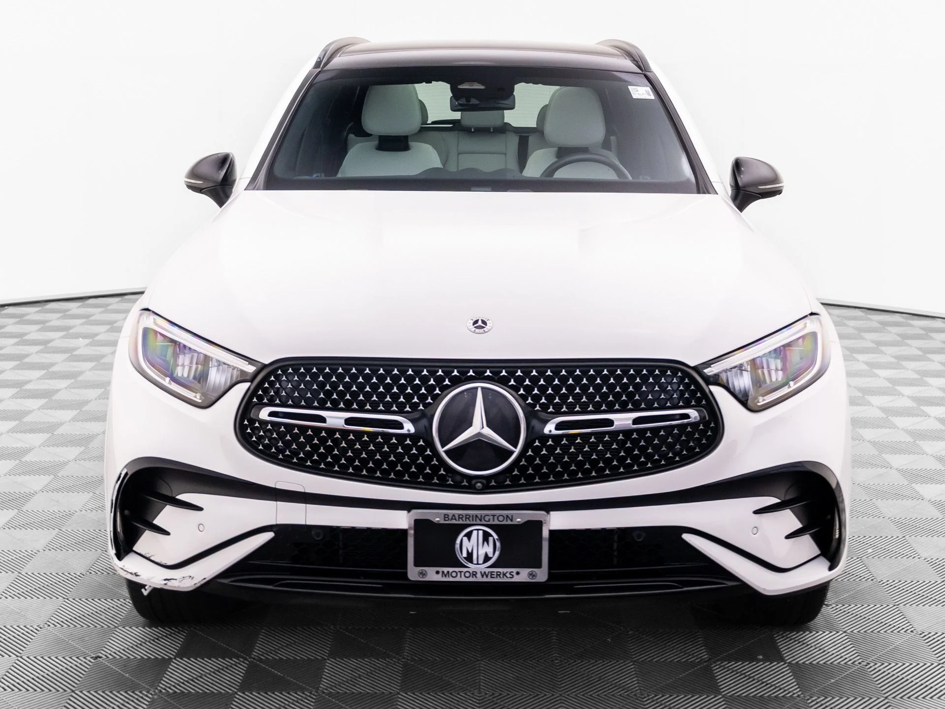 Used 2023 White Mercedes-Benz GLC 300 image 8