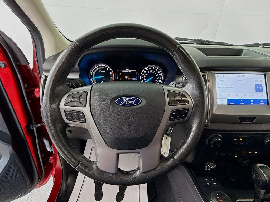 Used 2021 Rapid Red Metallic Tinted Clearcoat Ford XLT image 16