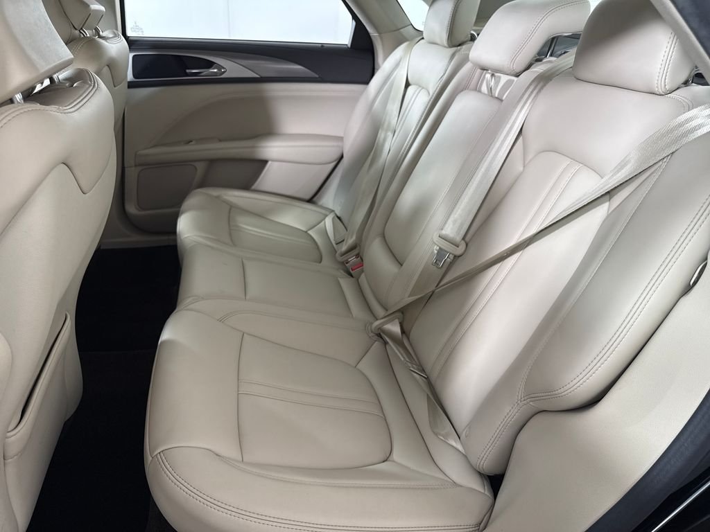 2018 Lincoln MKZ Base/Premiere - Photo 13