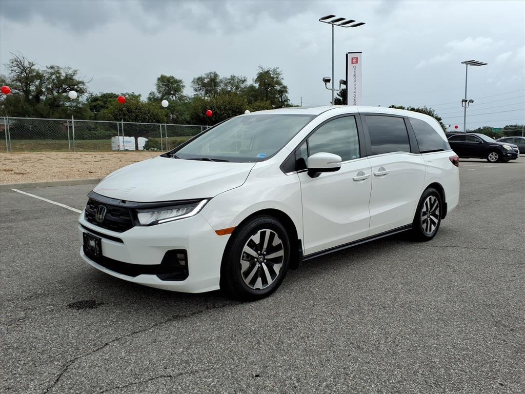 Used 2026 White Honda EX-L image 9