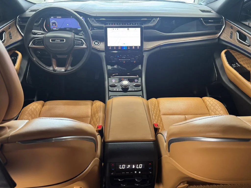 Used 2023 Bright White Clearcoat Jeep Summit image 30