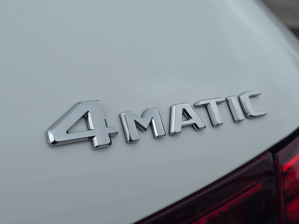 New 2026 Polar White Mercedes-Benz GLA 250 image 18