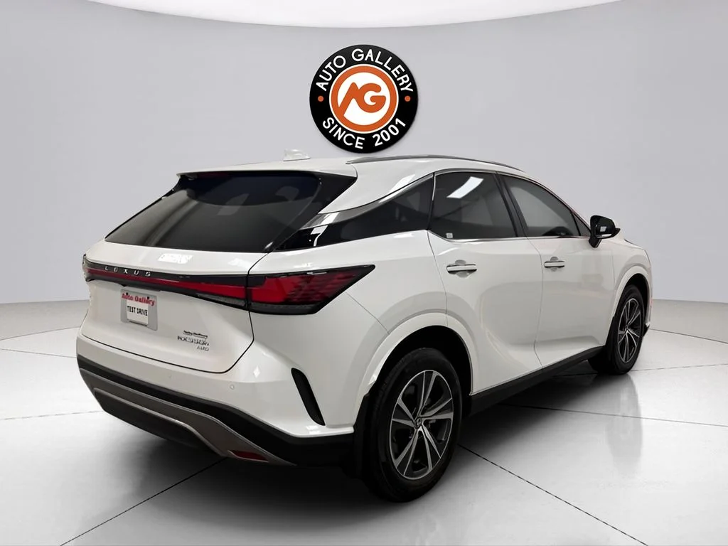 Used 2024 White Lexus 350h Premium image 3