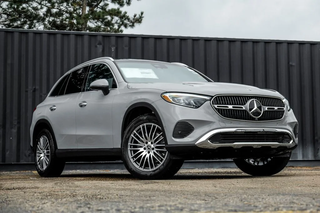 2026 Mercedes-Benz GLC Base