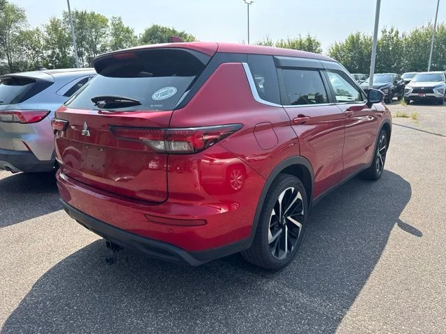 Used 2022 Mitsubishi Outlander ES with VIN JA4J4TA85NZ035743 for sale in White Bear Lake, Minnesota