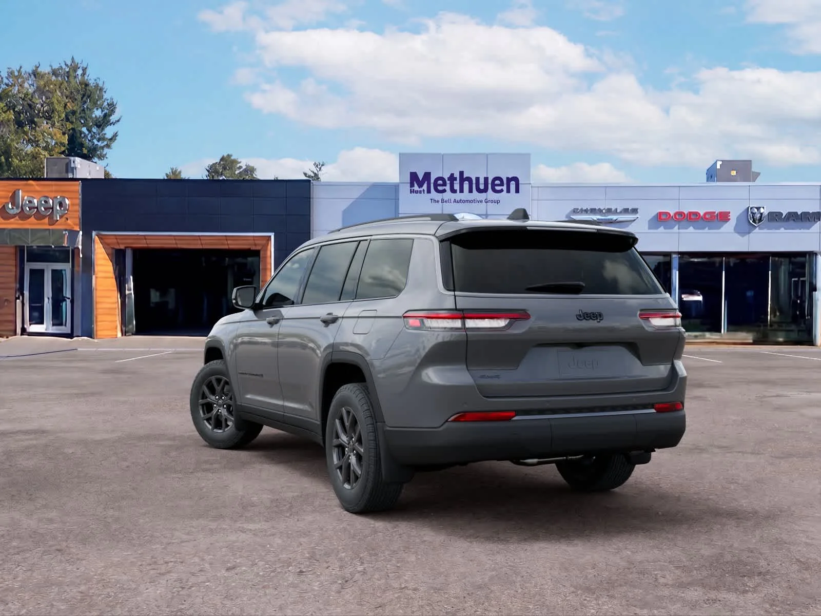 New 2027 Sting-Gray Clear-Coat Paint Jeep Laredo Altitude image 3