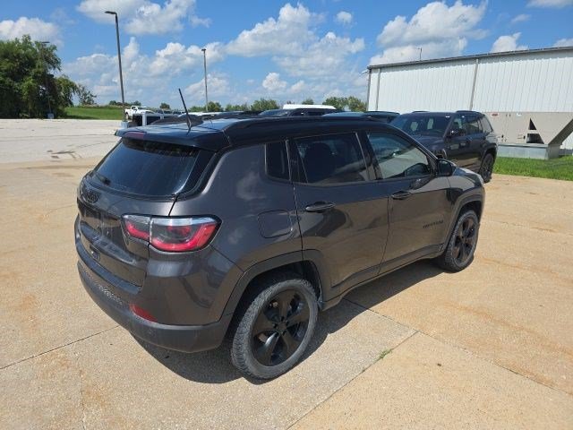 Certified Used 2019 Granite Crystal Metallic Clearcoat Jeep Altitude image 7