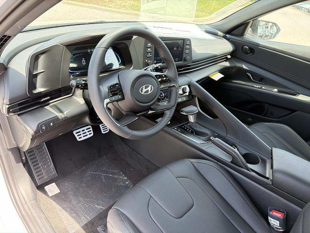 New 2026 White Hyundai SEL Sport Plus image 11