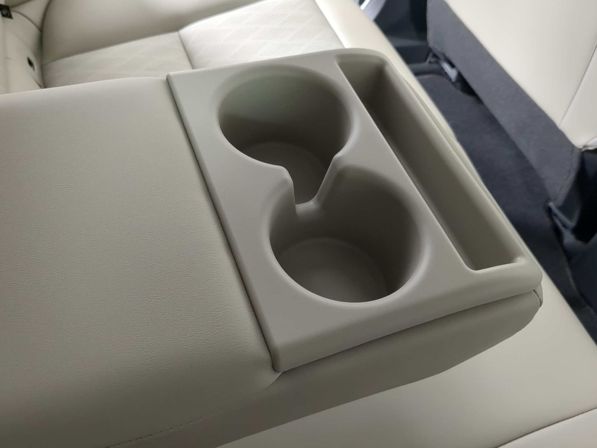 New 2027 Everest White Pearl TriCoat Nissan Platinum image 27