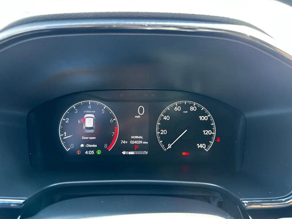 Used 2023  Honda EX-L image 25
